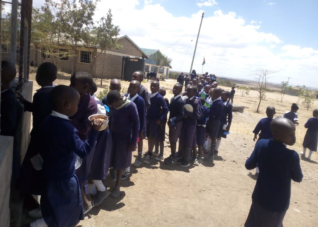 Kwa Mboo – Feeding Program3